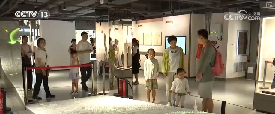 历史可阅读、文化可感知、业态可活化……百年老街焕新颜 文旅与商业活力迸发