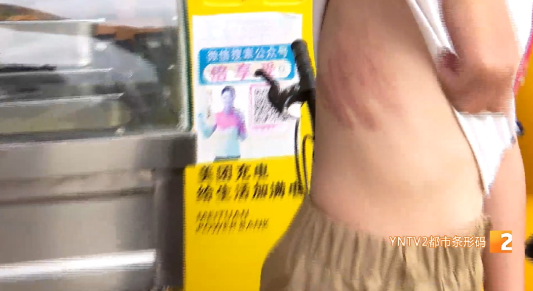 揪心!7岁男孩坠入2米深窨井,坠井原因竟是…... 揪心!7岁男孩坠入2米深窨井,坠井原因竟是…...