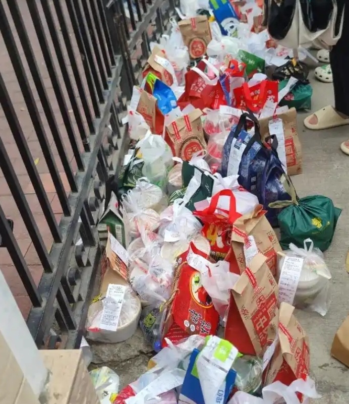 校园外卖的“最后一公里”，卡在哪里？