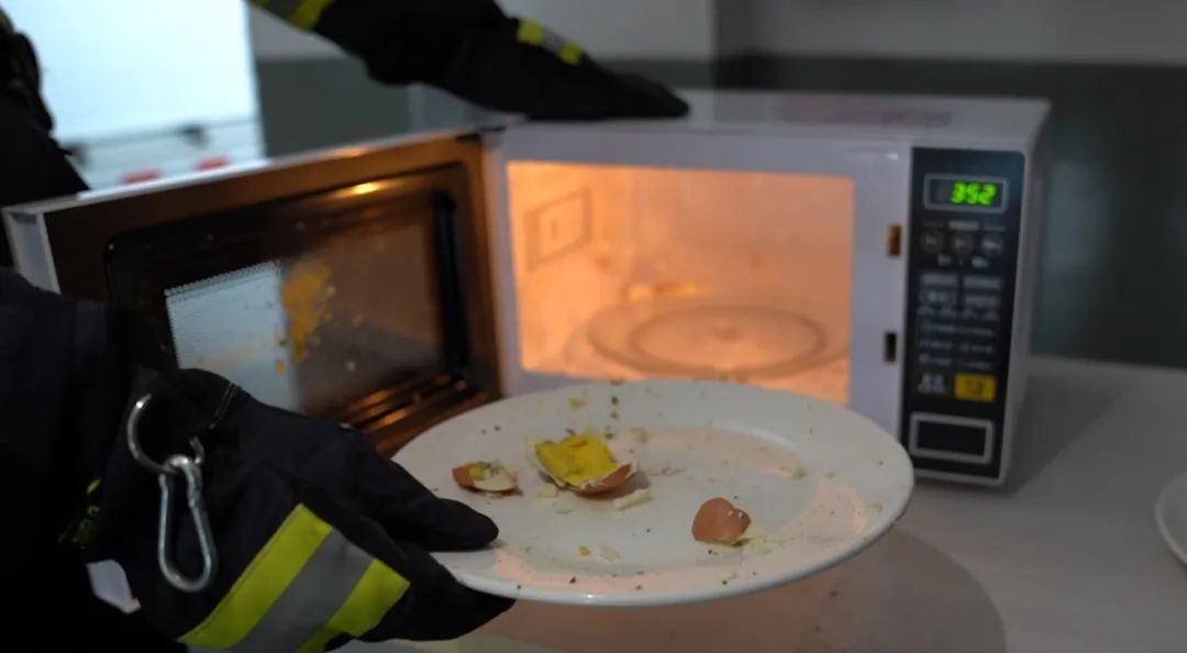 微波炉你用对了吗？小心炸厨房！