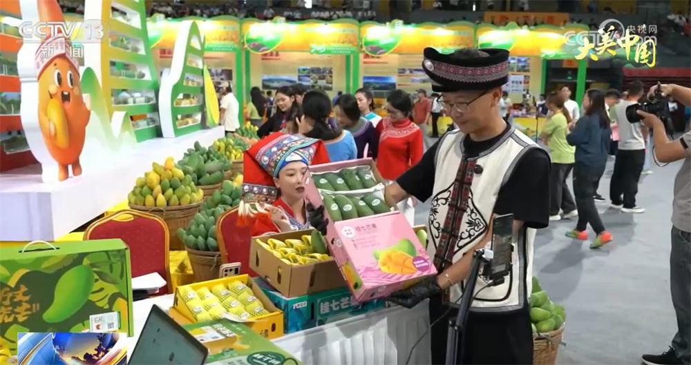 水果飘香、荷花盛放 特色农业绘“丰”景奏响乡村振兴“新乐章”