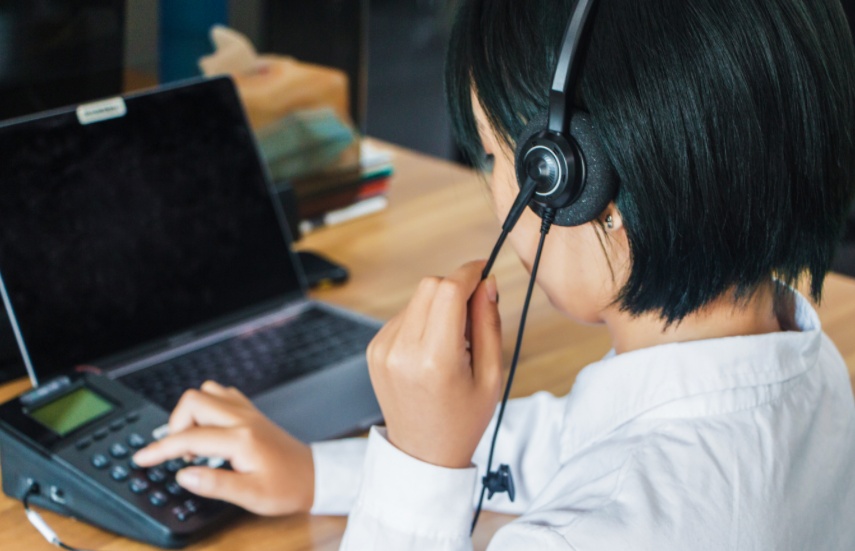 男子辱骂12345话务员48次，警方通报：行拘！