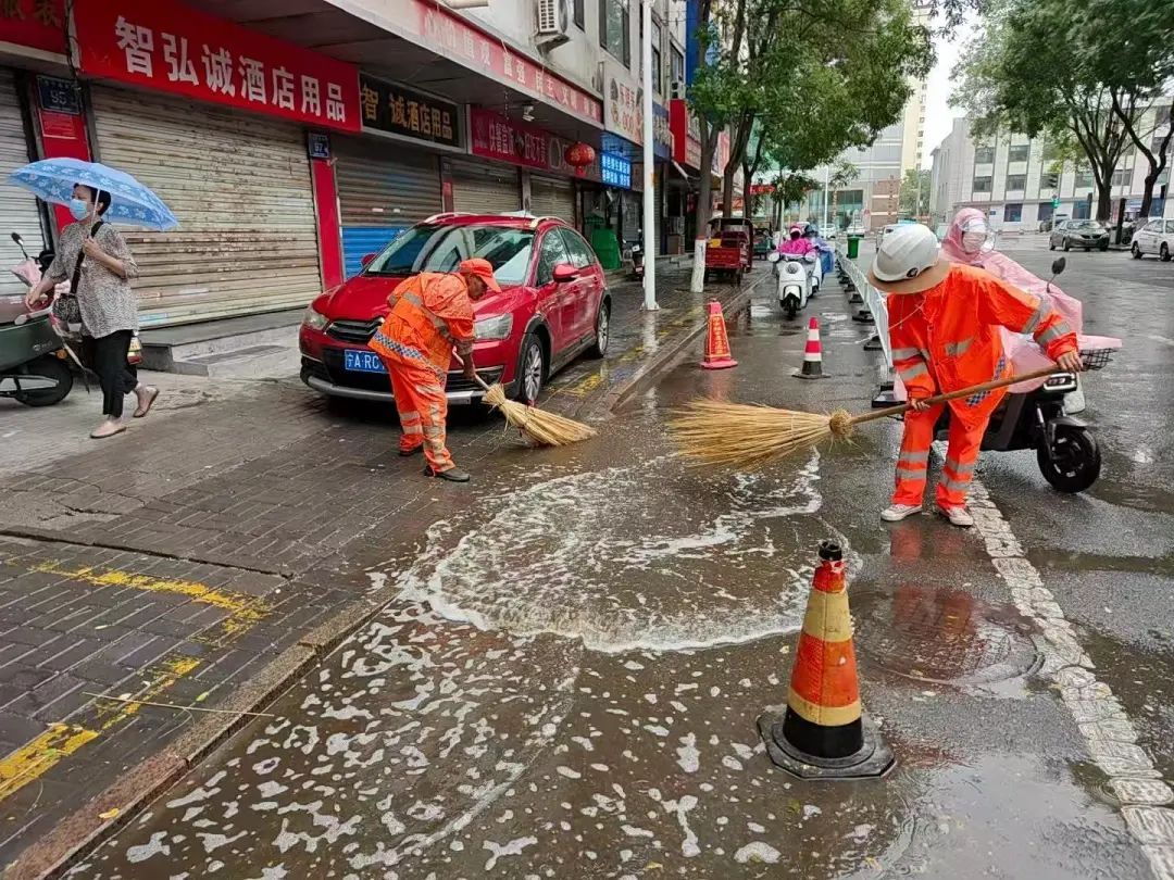 银川市防汛四级应急响应提升至三级，多部门联合应对降雨！
