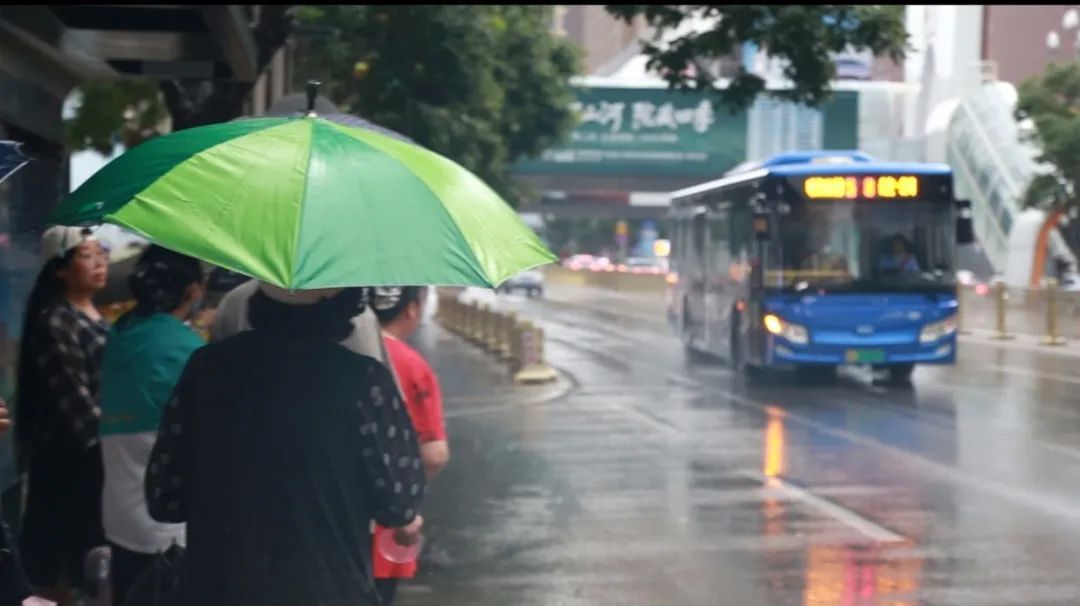 呼和浩特公交紧急辟谣！未全线停运