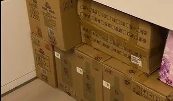 这种纸箱检出甲醛，别乱囤！很多人舍不得扔，赶紧自查