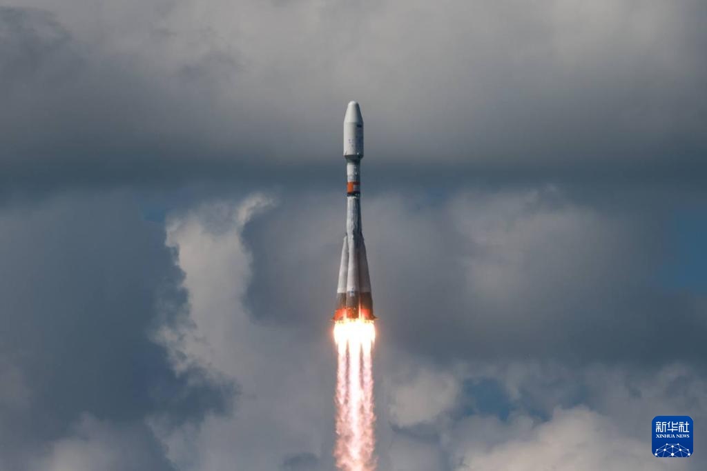 俄成功发射20颗卫星　均进入预定轨道