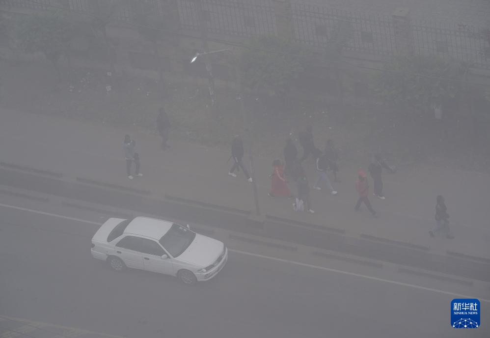 肯尼亚内罗毕遭遇大雾天气 肯尼亚内罗毕遭遇大雾天气