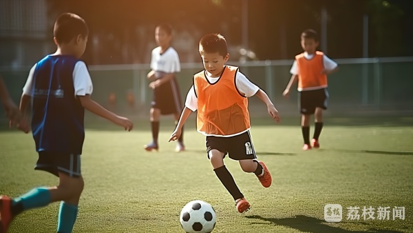 足球培训班热度飙升！南京消协提醒