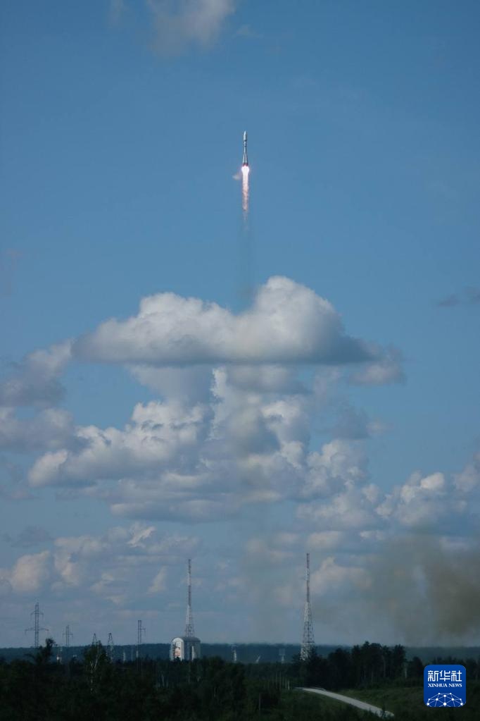 俄成功发射20颗卫星　均进入预定轨道