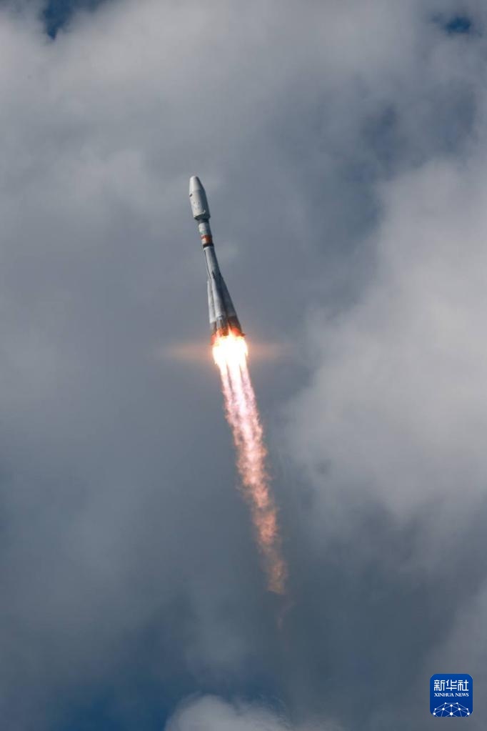 俄成功发射20颗卫星　均进入预定轨道