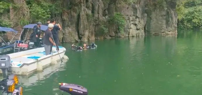 男子水下失联5日成功生还，救援人员：他被困洞里，漂浮在水面上，曾吃生鱼维持体力