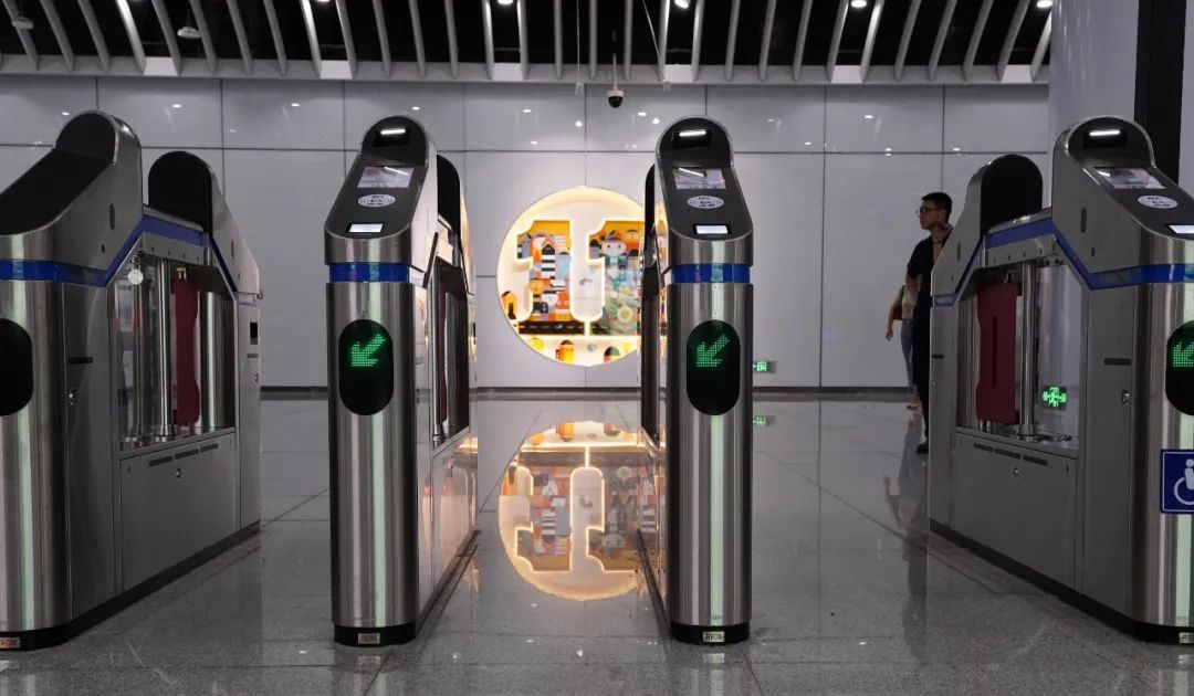广州地铁今起试点“闸机常开门”模式，将评估是否推广