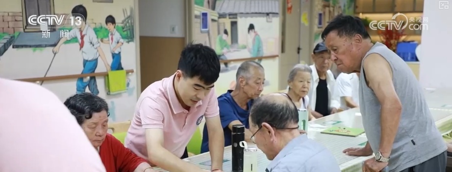 国家层面支持失能老年人照护服务来了 | 这项补贴谁能领？怎么领？一文读懂↓