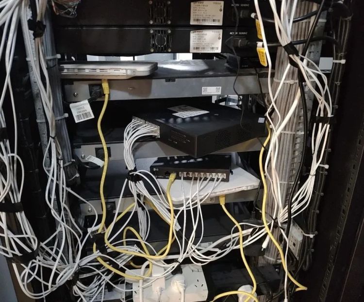 细思极恐!诈骗电话竟然从医院拨出…… 细思极恐!诈骗电话竟然从医院拨出……