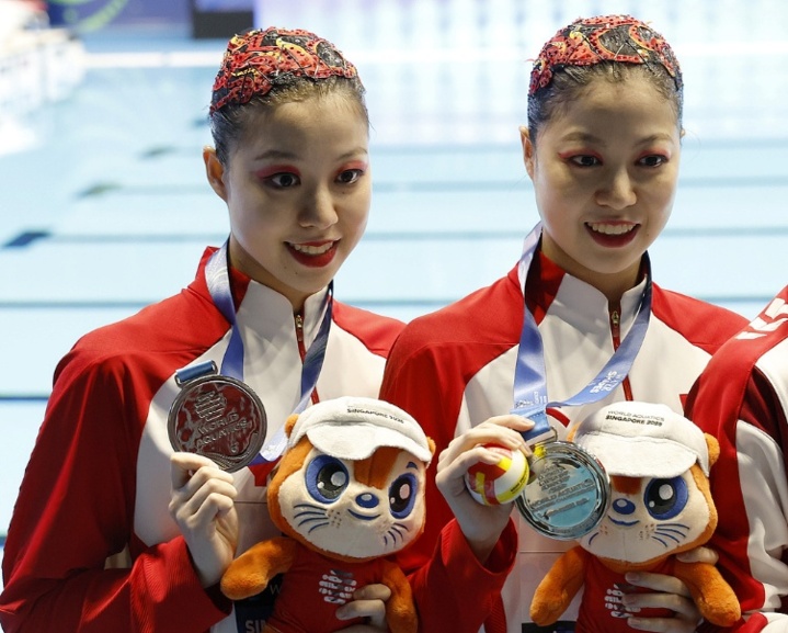 4金3银 中国花样游泳队绝境中包揽集体项目全部金牌