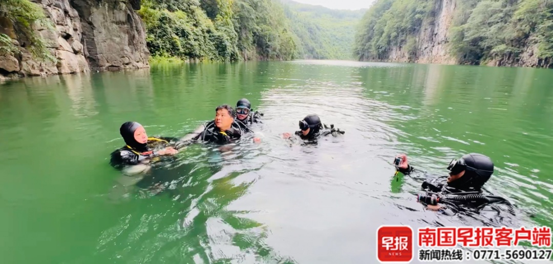 被困110小时！广西百色公安跨省洞潜救援，又一个奇迹发生了！