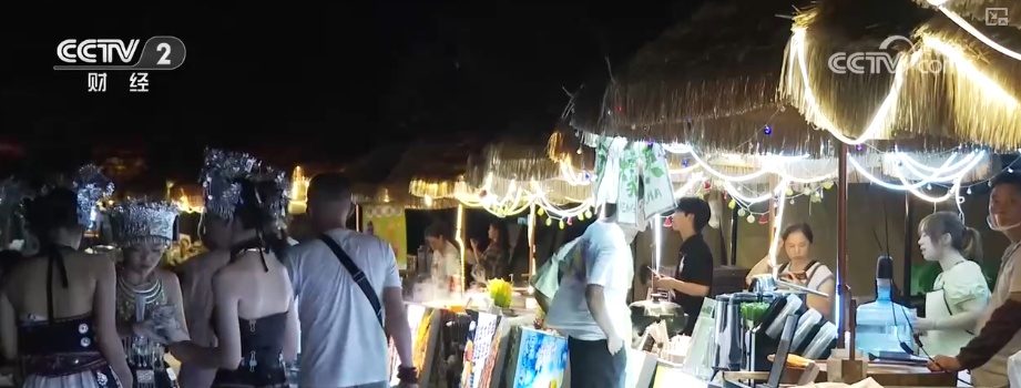 夜晚亮起来、人气旺起来、消费火起来 夜间文旅“热”力十足激活经济新动能
