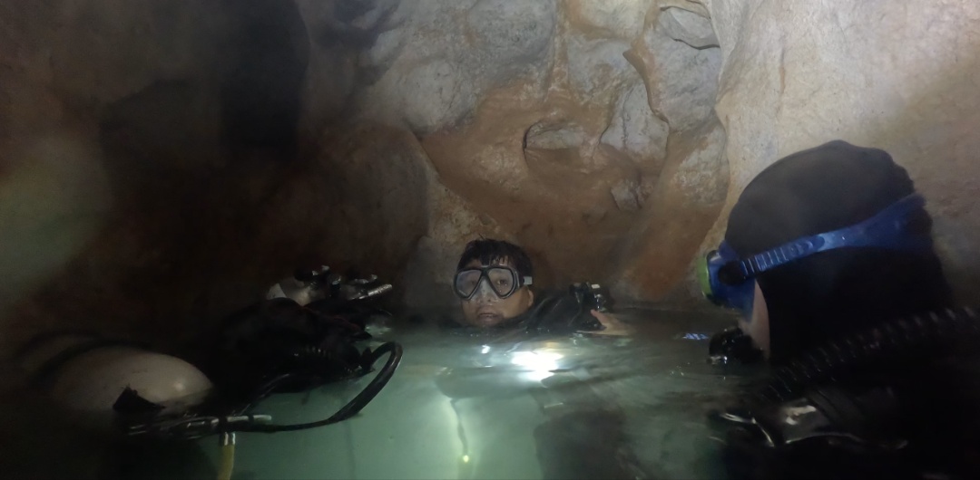 被困110小时,王先生获救了! 被困110小时,王先生获救了!