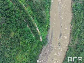 航拍洪水过后的北京密云村庄