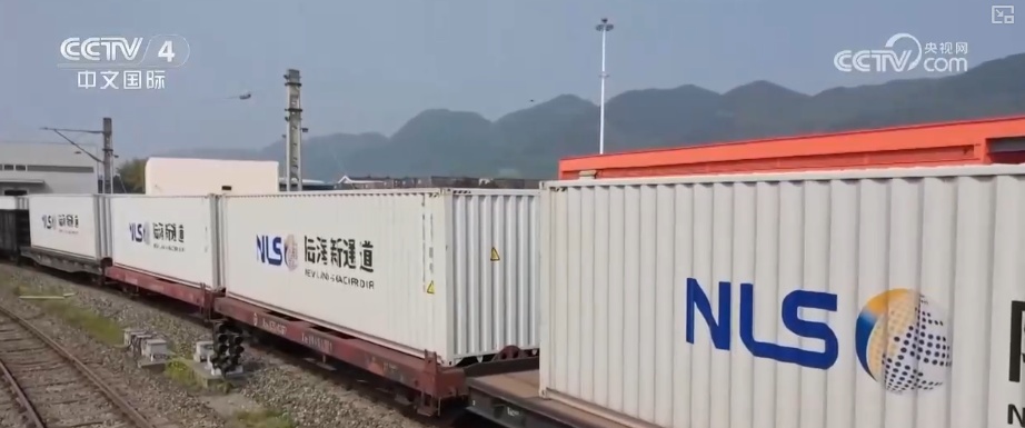 2.12万亿元、增长10.4%，创新高！中国对外开放呈现新亮点