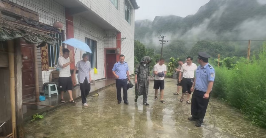 滑坡发生前，云南一地紧急转移101人！