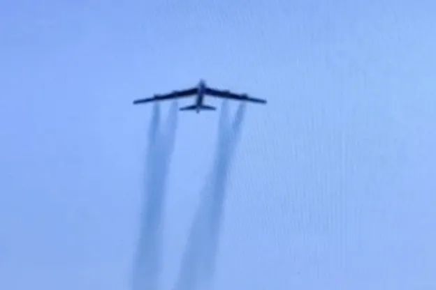 一架美国客机紧急下降,险撞上军机!“一切都失控” 一架美国客机紧急下降,险撞上军机!“一切都失控”