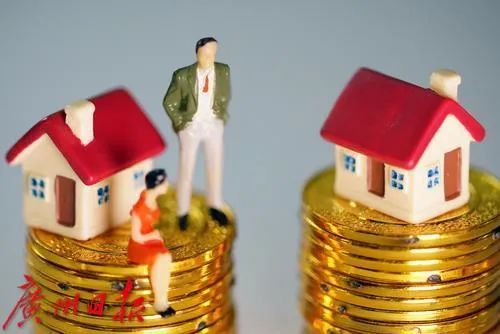 广东一女子与丈夫合买千万婚房，一个操作离婚时险些被迫分走房子产权，还得还全部房贷