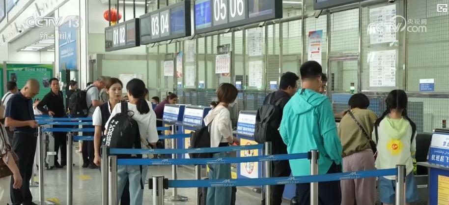 航线加密运力提升 西北暑期航空市场持续火热