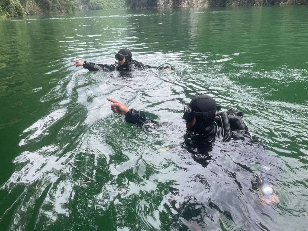 被困110小时,王先生获救了! 被困110小时,王先生获救了!