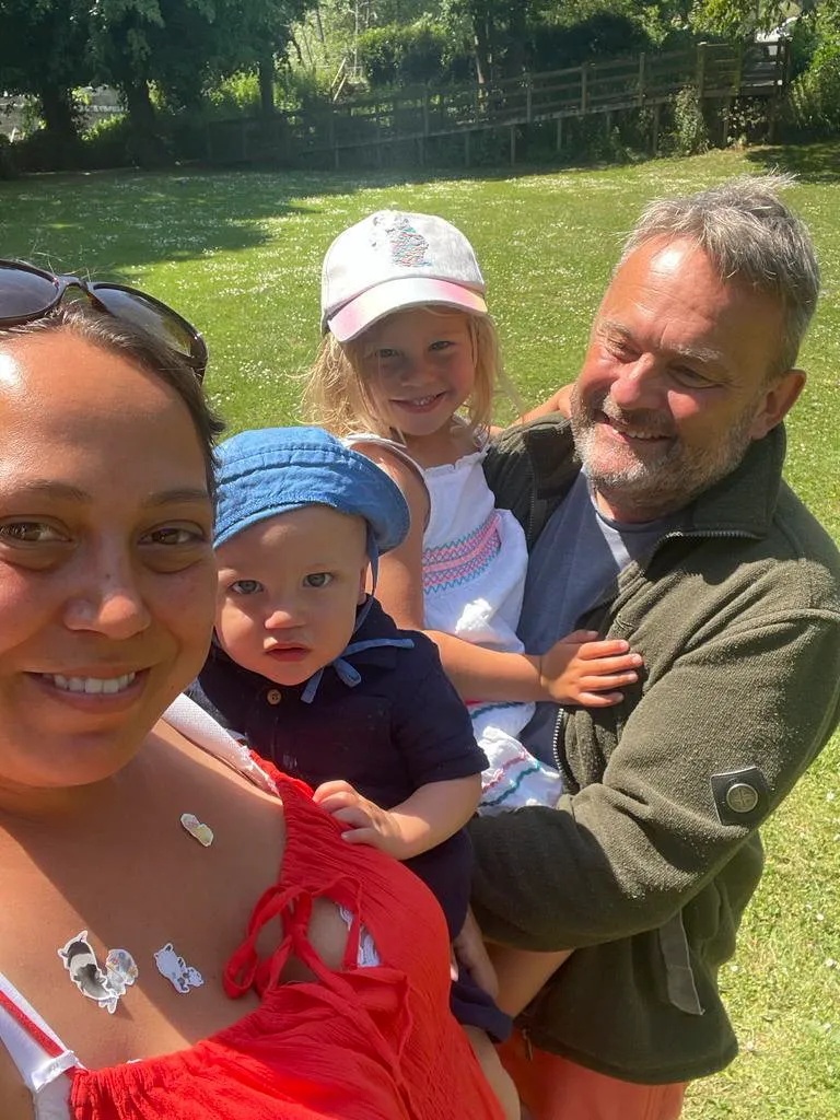 英国男子记忆减退怀疑妻子出轨，原来脑部长肿瘤，近日离世