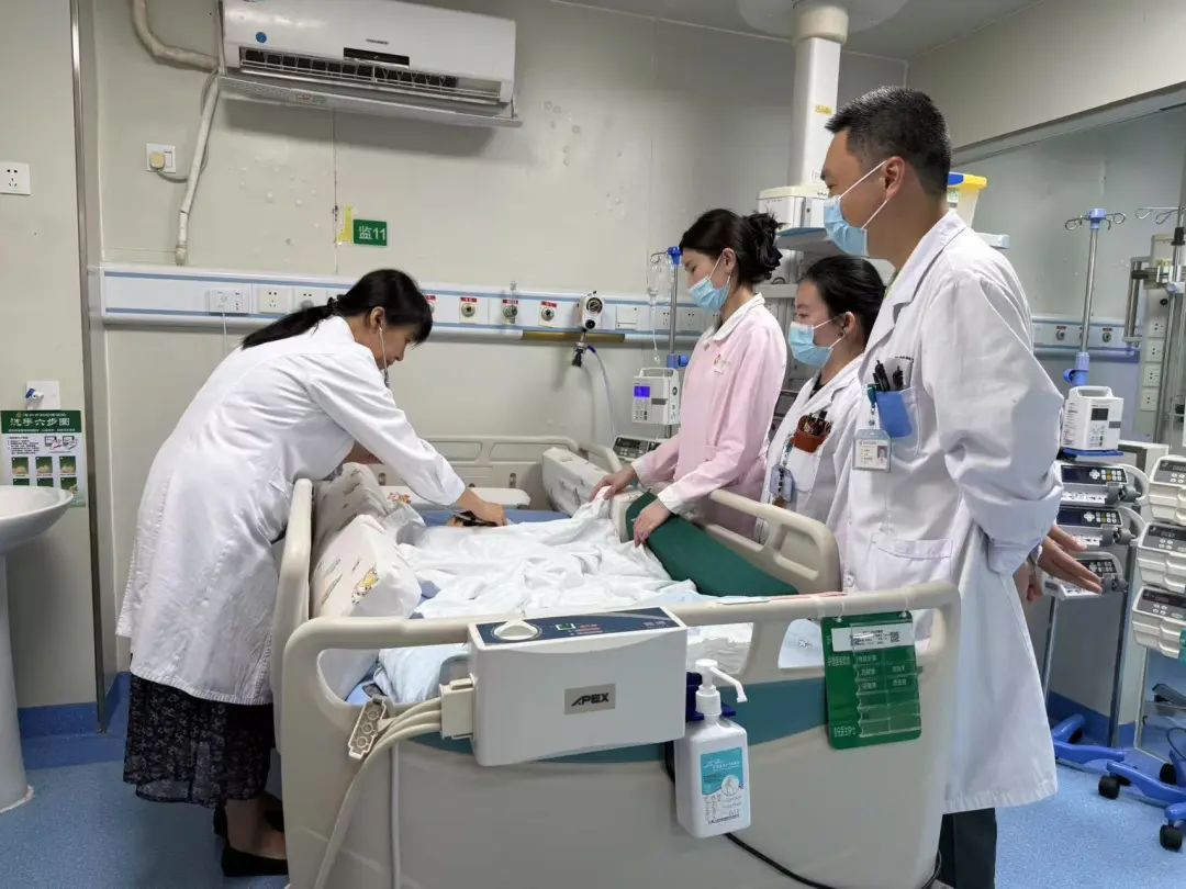 10个月大婴儿肝衰竭住进PICU！只因吃了这种药！很多人家里都有...