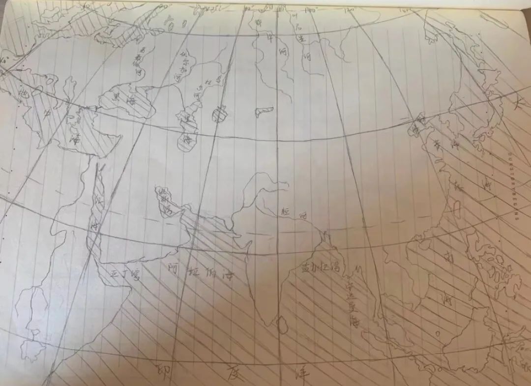 偶然翻出高中这本小收集册，“不是......我那时候到底在想什么啊”