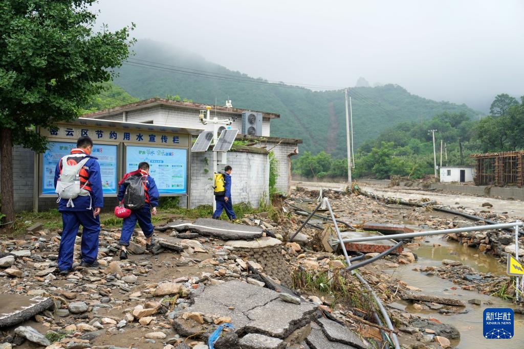 北京密云发生强降雨天气