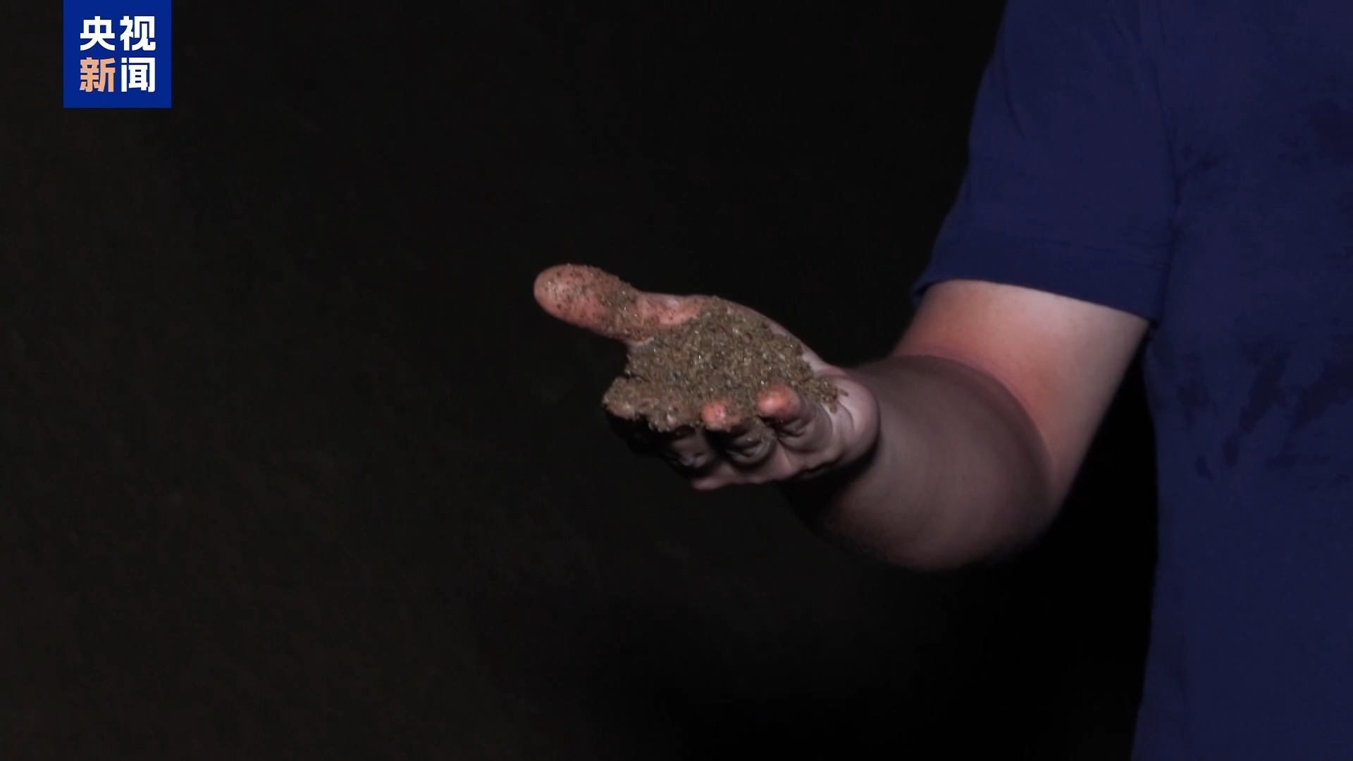 16小时连续奋战 河北小派山隧道恢复通车