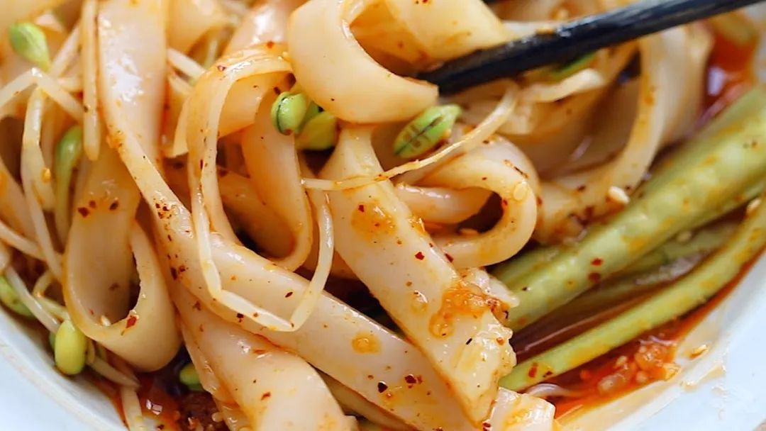 1毫克足以致命，无药可解！29岁小伙连吃三碗后肝肾衰竭！夏天吃这些要注意