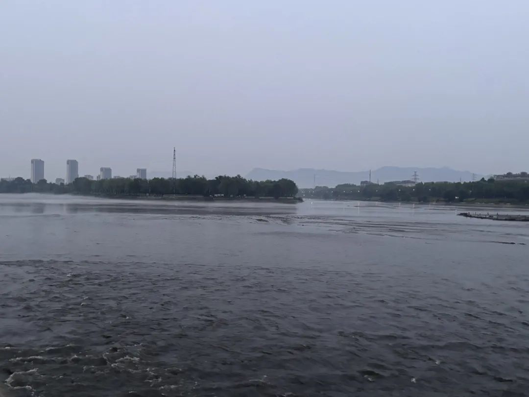 注意！密云水库泄流中，不要在河道做这些事——