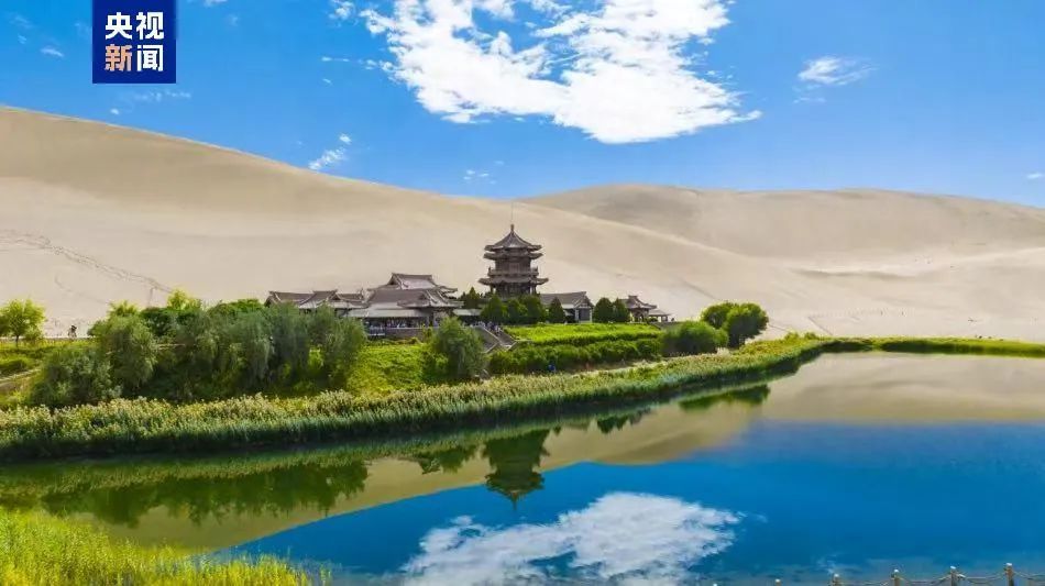 甘肃多地高温预警！局地可达45℃→