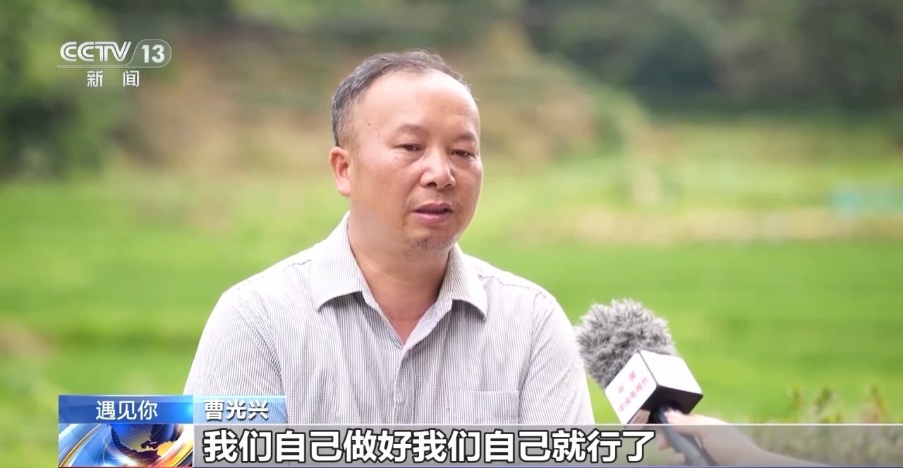 遇见你丨披荆斩棘12年 父亲化作孩子求学路上的双腿