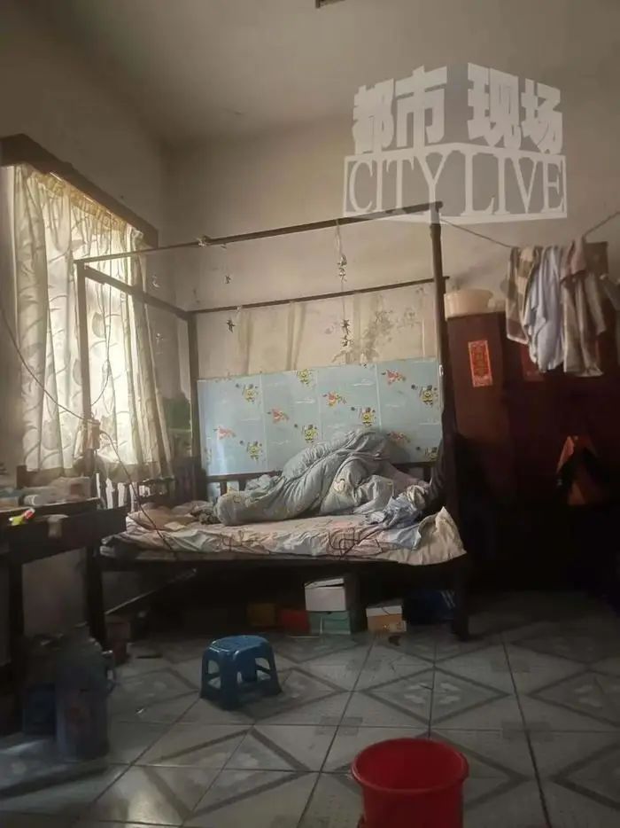 租客被房东偷电9年，电费近10万！