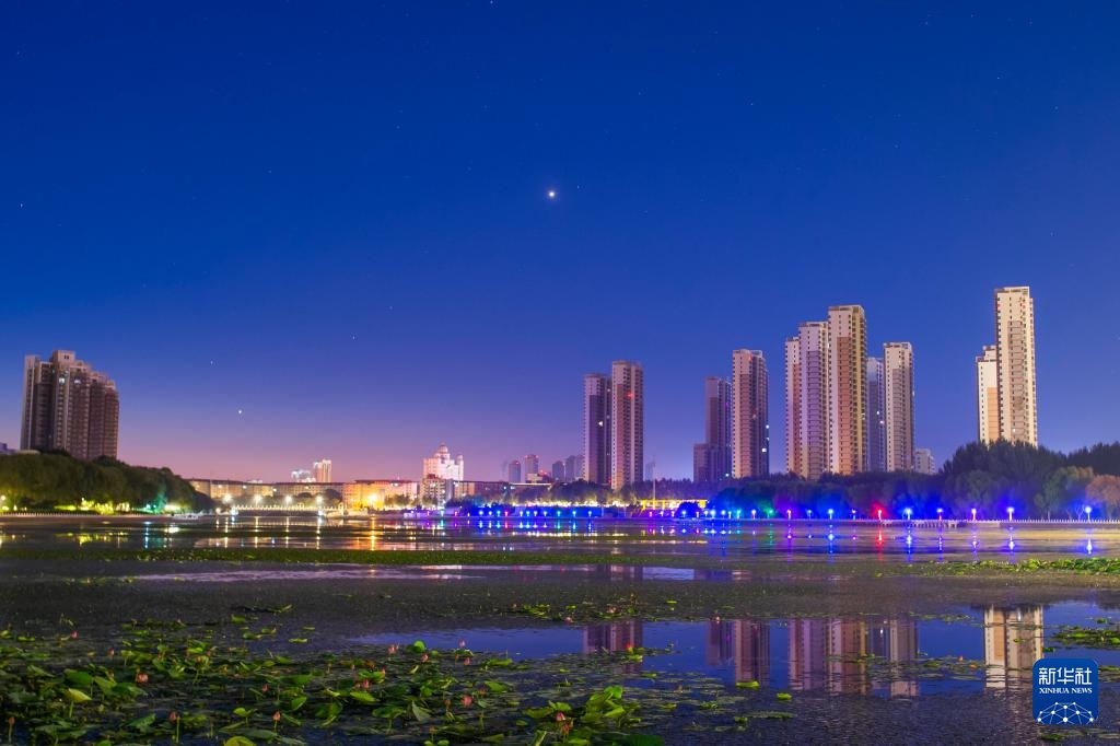 星空相册｜全年“最高”启明星闪耀天宇