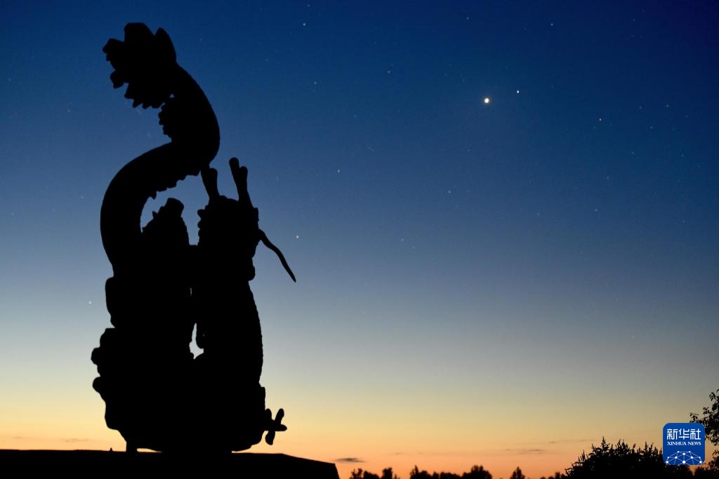 星空相册｜全年“最高”启明星闪耀天宇