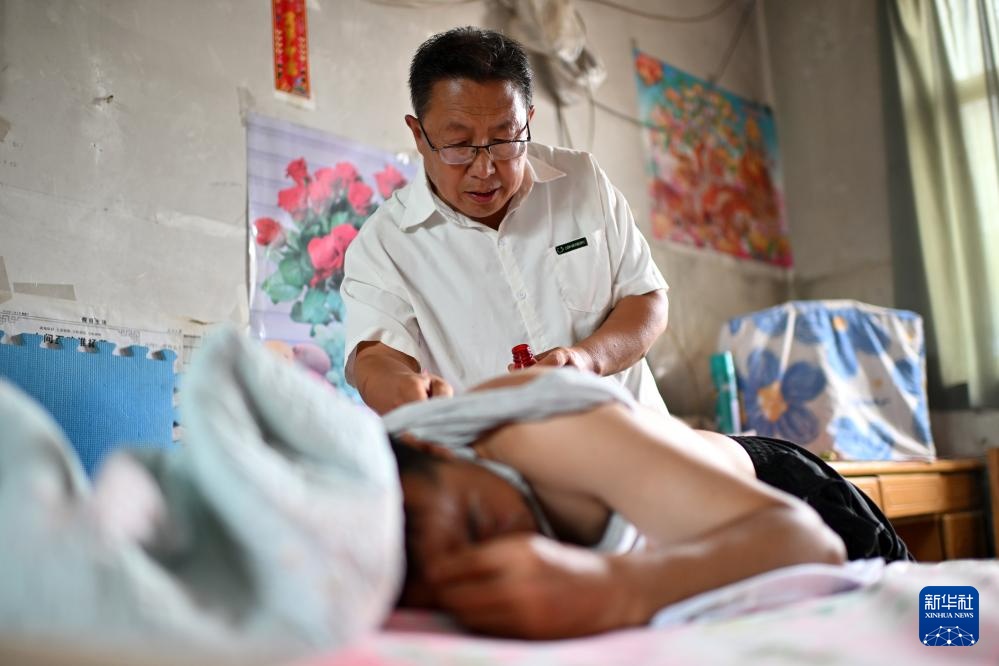 奔走半生，只为护佑三千乡邻