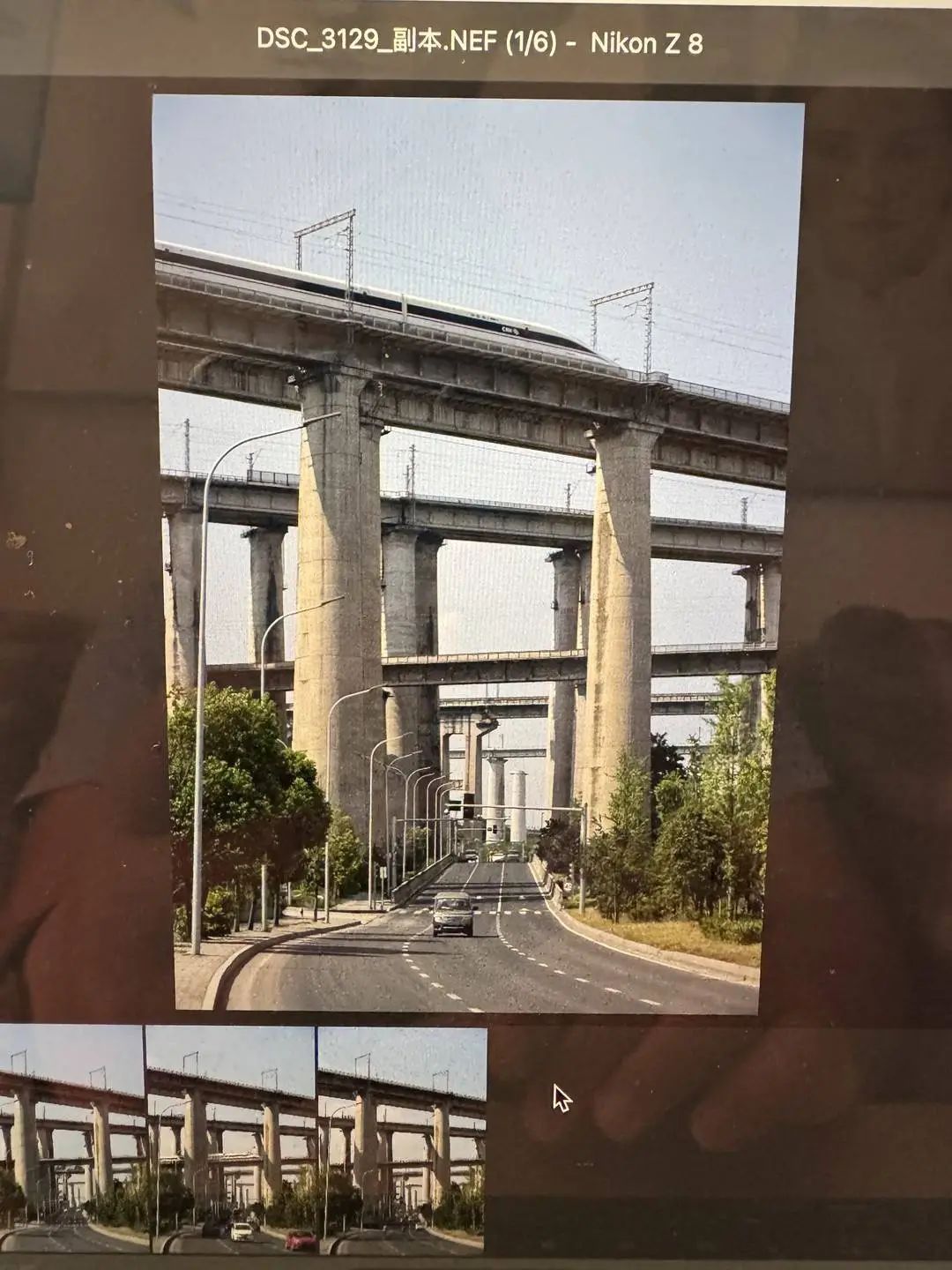 重庆5列火车同框图火了！拍摄者承认系后期合成