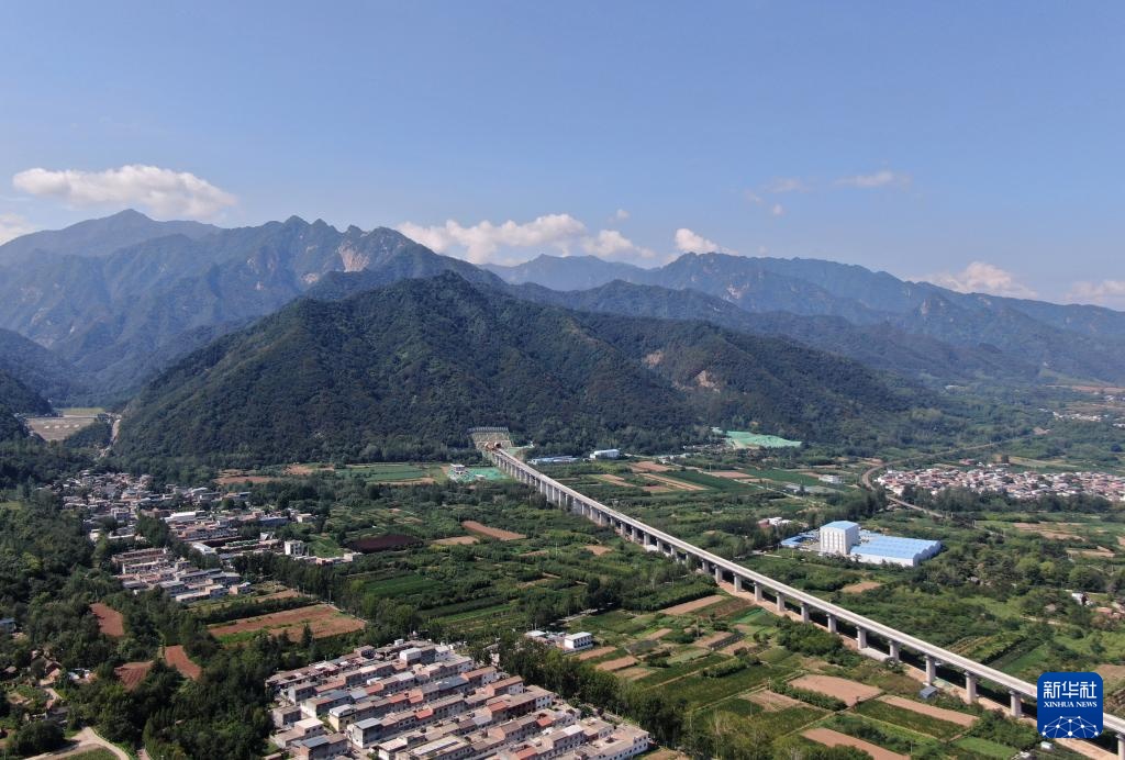 西康高铁全线完成桥梁架设 西康高铁全线完成桥梁架设