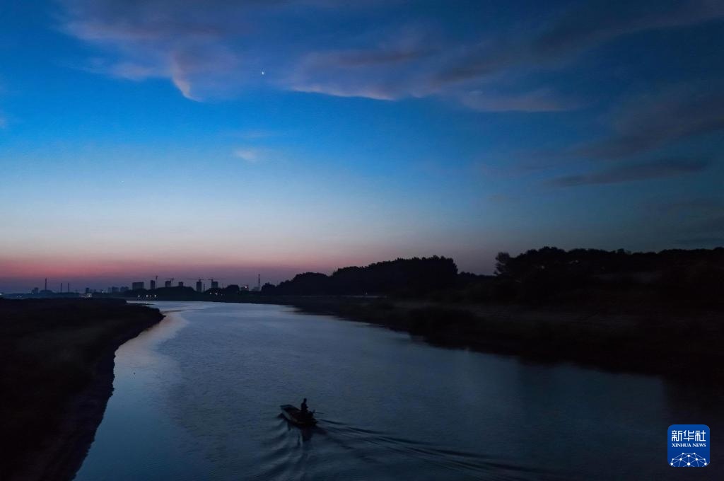 星空相册｜全年“最高”启明星闪耀天宇