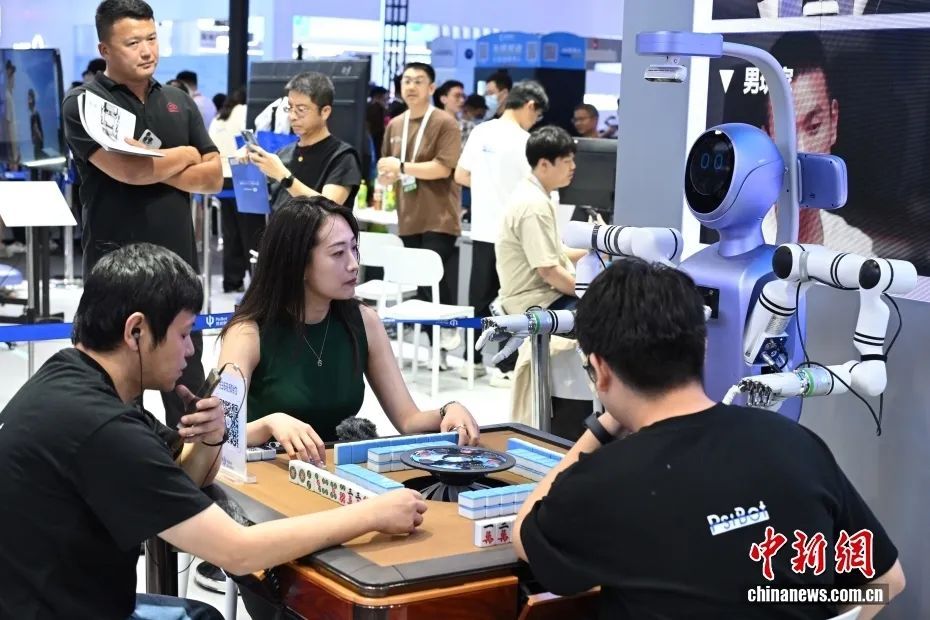 在中国的AI赛道上，都是哪些人在领头奔跑？