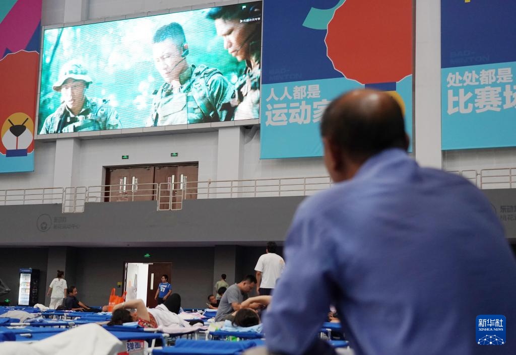 探访北京市平谷区体育中心安置点 探访北京市平谷区体育中心安置点