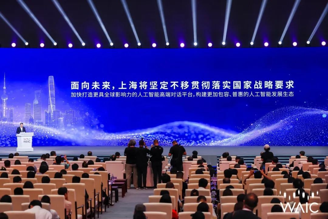 在中国的AI赛道上，都是哪些人在领头奔跑？