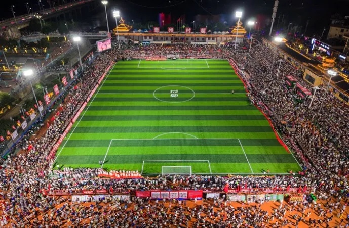 “恩人，欢迎回榕江！”村超重启