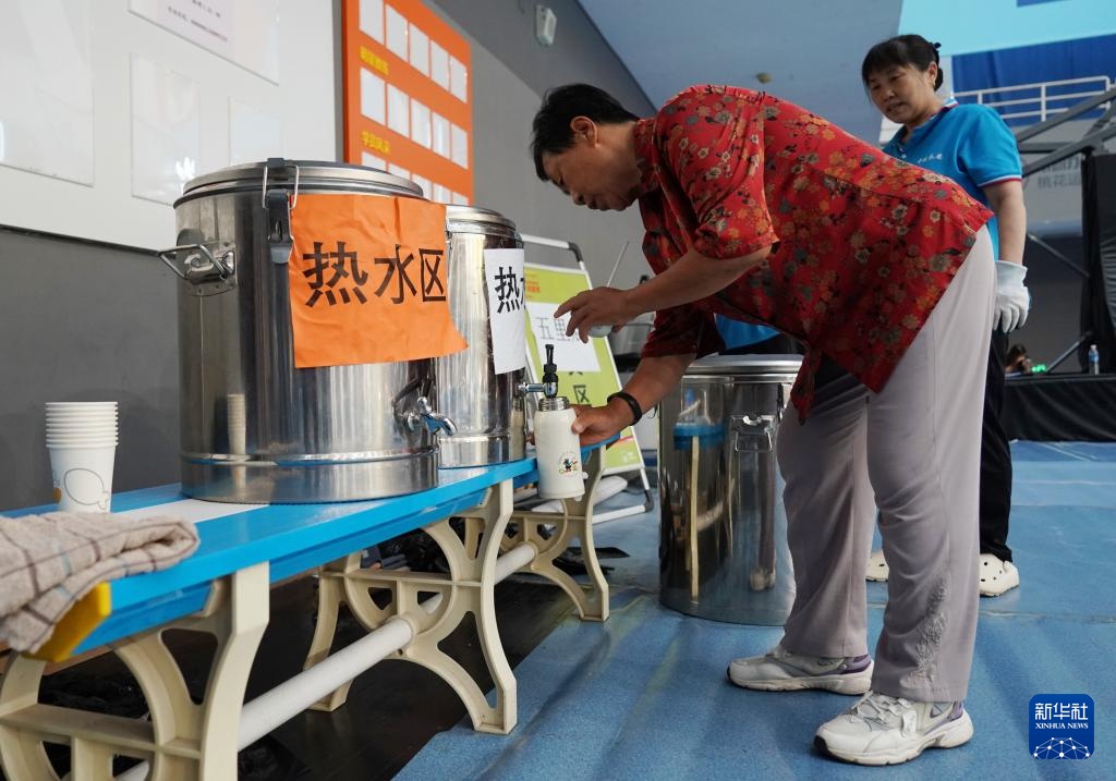 探访北京市平谷区体育中心安置点 探访北京市平谷区体育中心安置点